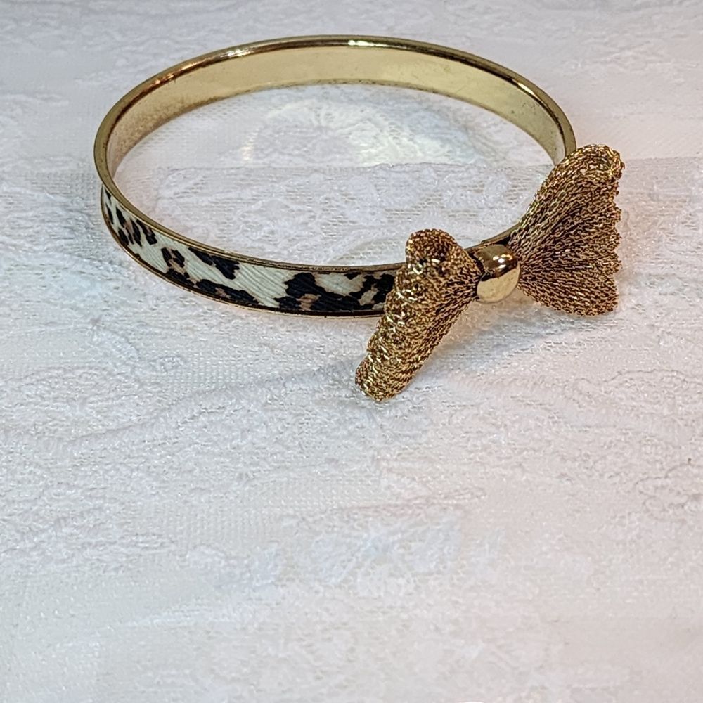 Leopard Print Bangle Bracelet with Metal Mesh Bow Gold Toned Animal Print